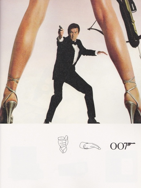 © Natascha Sadr Haghighian