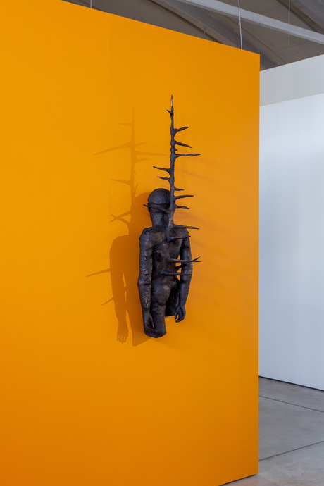 ars viva 2022, Installationsansicht Lewis Hammond, Kai Art Center, 2022, Foto: Mari Volens © Kai Art Center. Courtesy of the Artist und Arcadia Missa, London  