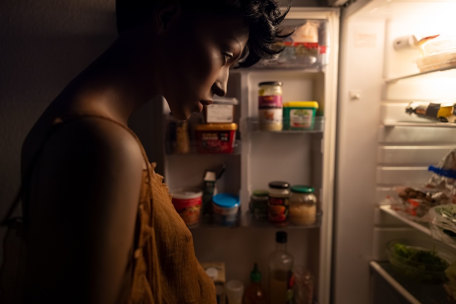 Untitled (Midnight Snack), Atiéna R. Kilfa, 2021